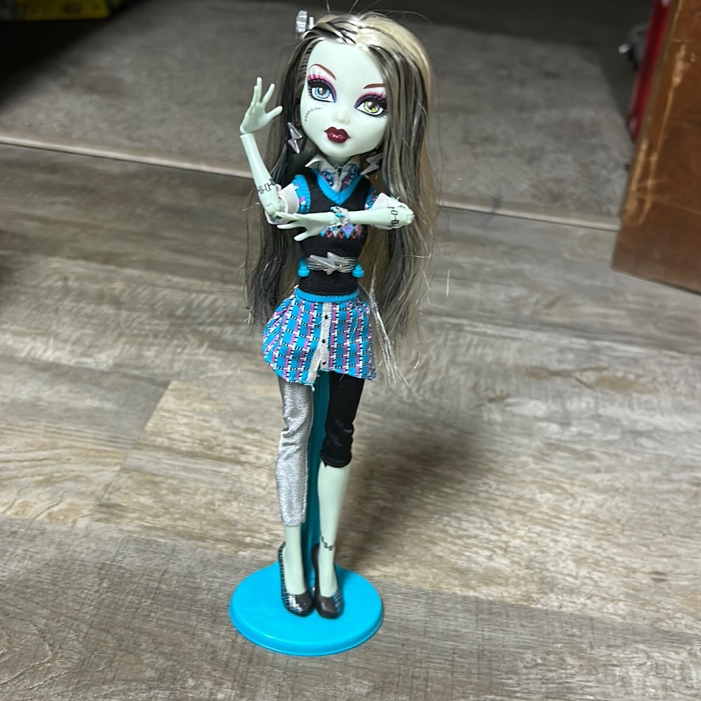 Monster High Wave 2 Frankie Stein Doll with Stand